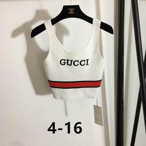 Gucci Women's T-shirts 25